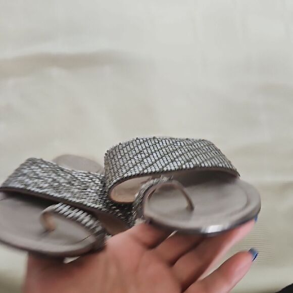 Elegant Silver Slide Sandals - Picture 10 of 16